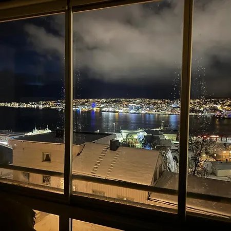 Close To Major Attractions